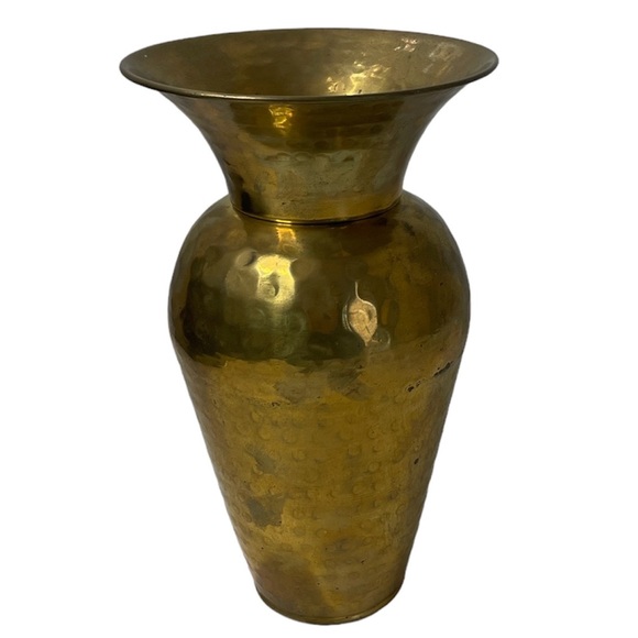 Vintage Brass Vase Hammered Metal MCM Art Boho Cottagecore Mid Century Farmhouse - Picture 7 of 13